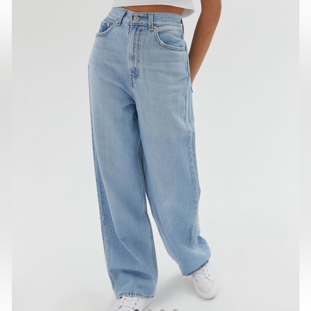 Levi’s High Loose Jeans - Picture 3 of 11
